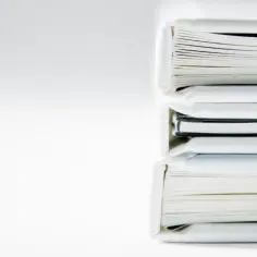 Legalne źródła książek online: Bezpieczne sposoby ściągania ebooków bez ryzyka